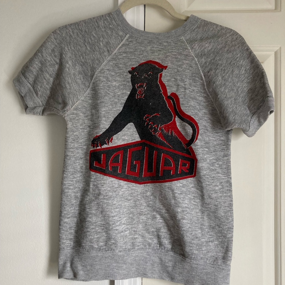 Vtg 70s / 80s Jaguar Sweatshirt short sleeve